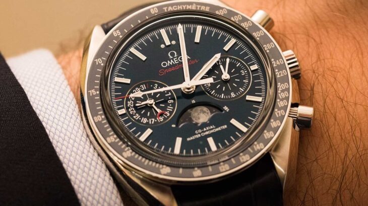 omega speedmaster moonphase master chronometer